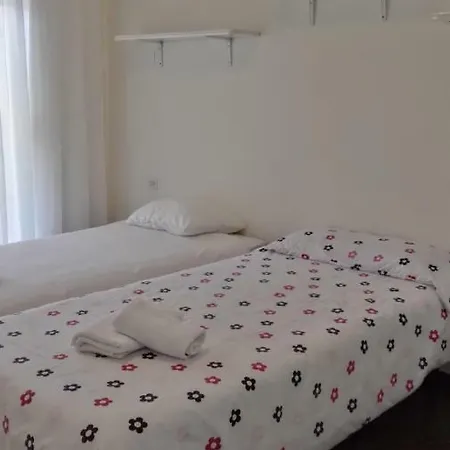 Apartament Ridaura By Hauzify Apartament